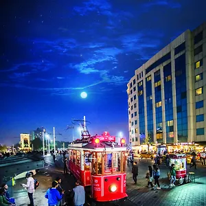 تقسيم سكوير فندق